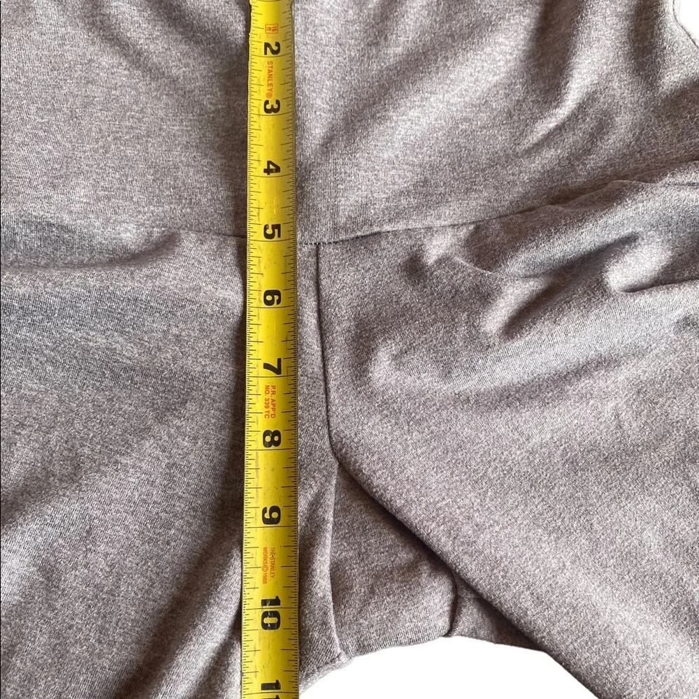 Onzie Gray and Black Mesh Leggings